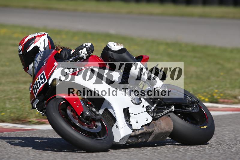 /Archiv-2024/49 29.07.2024 Dunlop Ride und Test Day ADR/Gruppe gelb/669